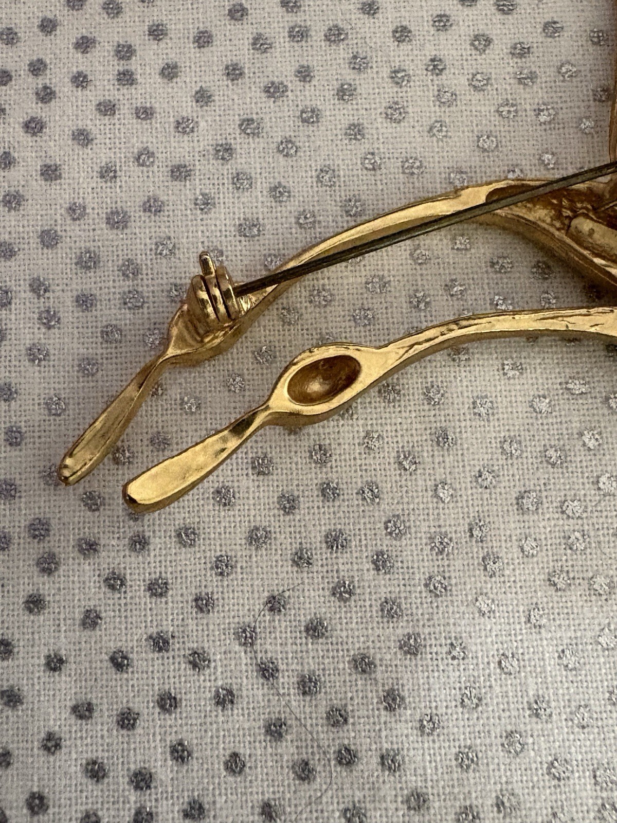 Vintage Brooch Pin Bird Gold Tone Brooch Looks Like Unsigned ORENA PARIS