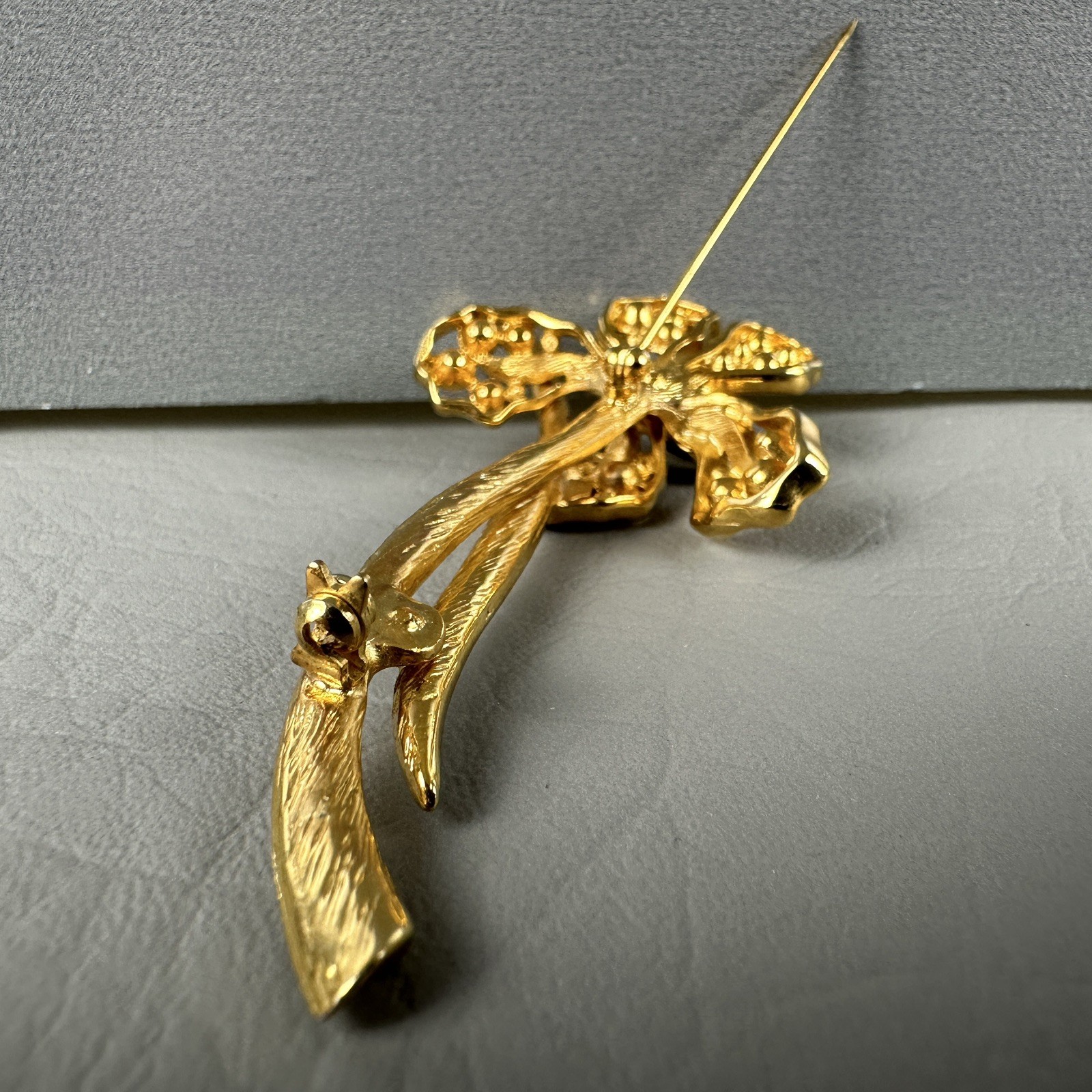 Vintage Flower Brooch Gold Tone Orchid Iris Purple Rhinestones 3.25″