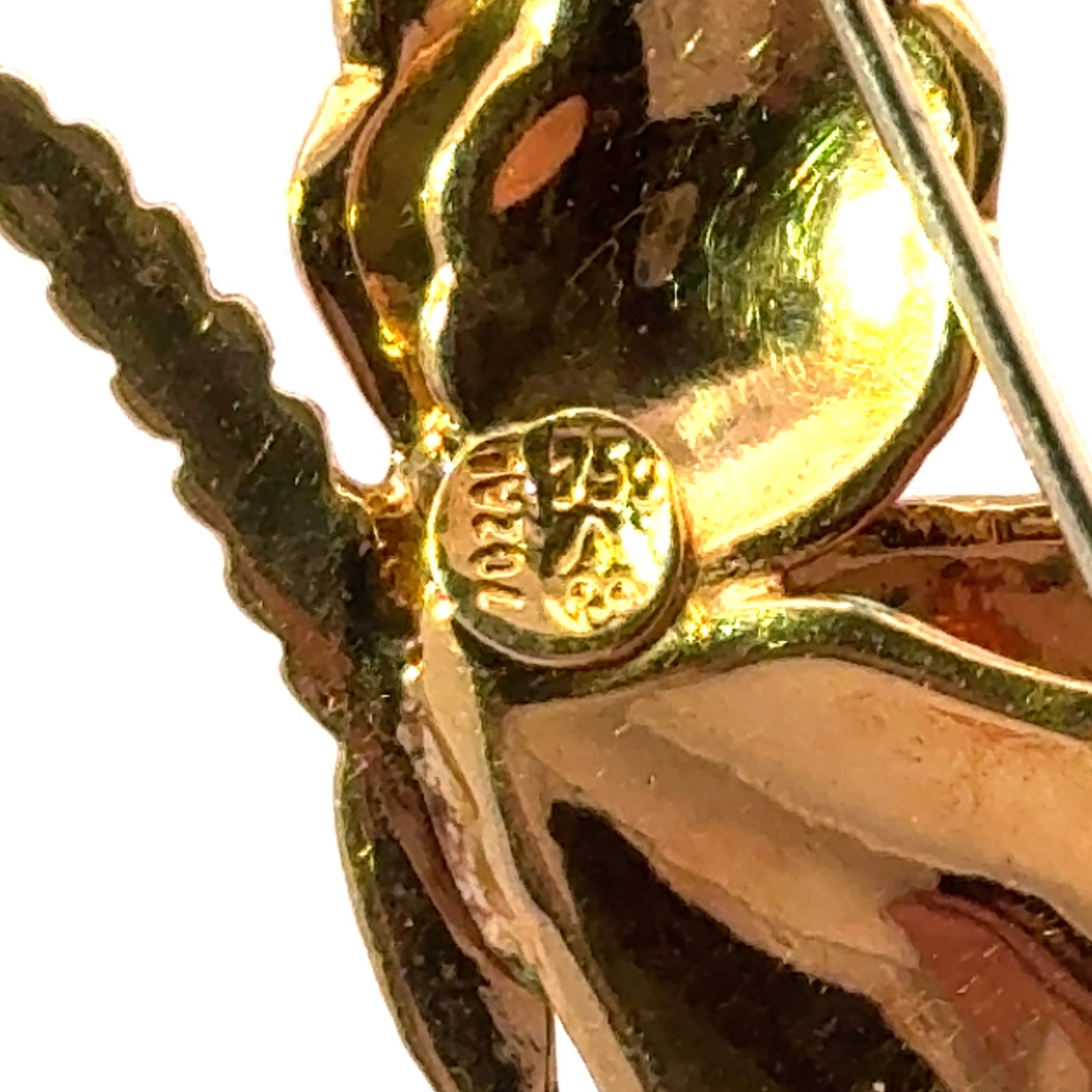 18k Stamped Yellow Gold White & Black Enamel Butterfly Brooch Pin