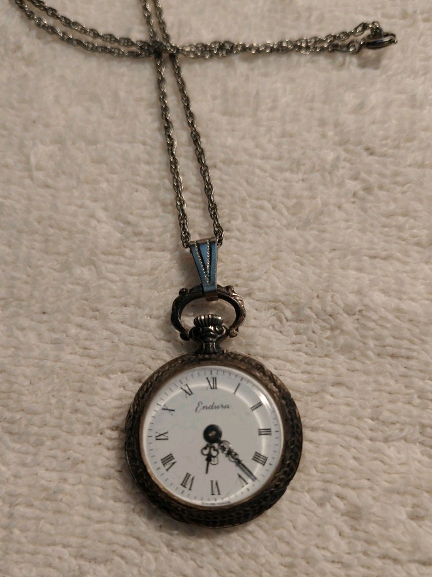 Vintage Endura Watch Pendant Necklace Swiss Made NOT RUNNING UNTESTED 24″