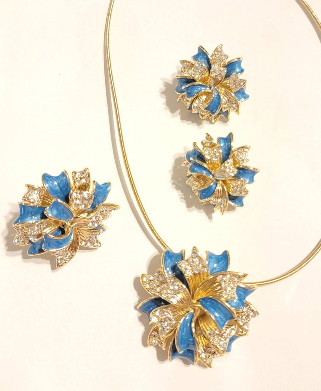 Retired Joan Boyce Flower Necklace Brooch Earrings Ring Jewelry Set, Rare js-