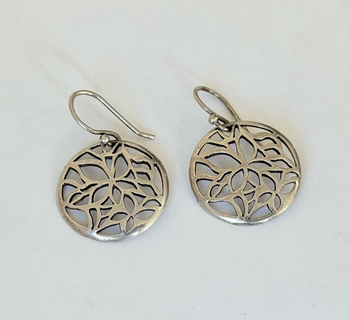 Vintage Sterling Silver Edelweiss Flower Filigree Mandala Hook Earrings