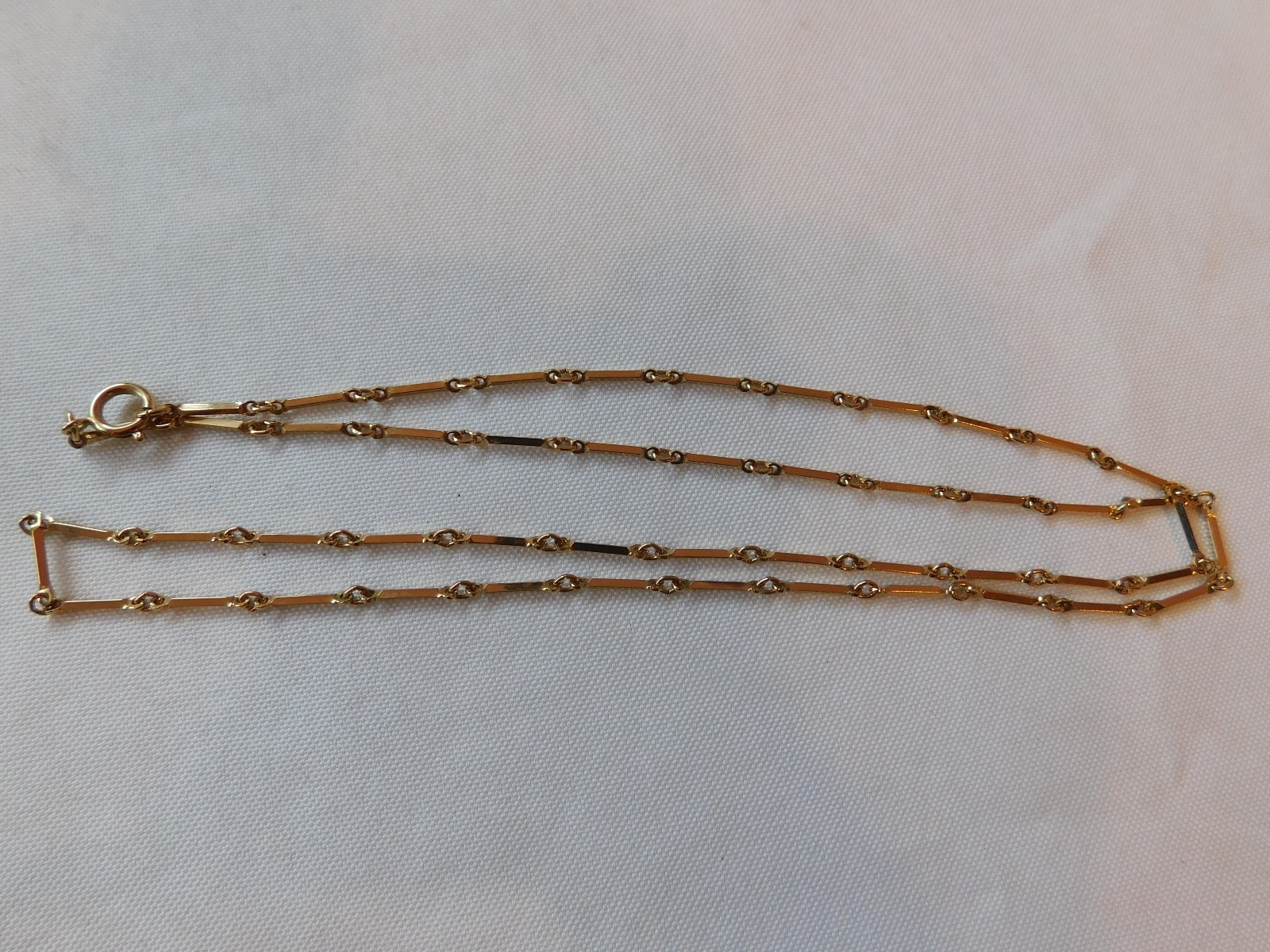 Vintage Unbranded Gold Tone Bar and Link Chain Necklace 30″ Spring Ring Clasp