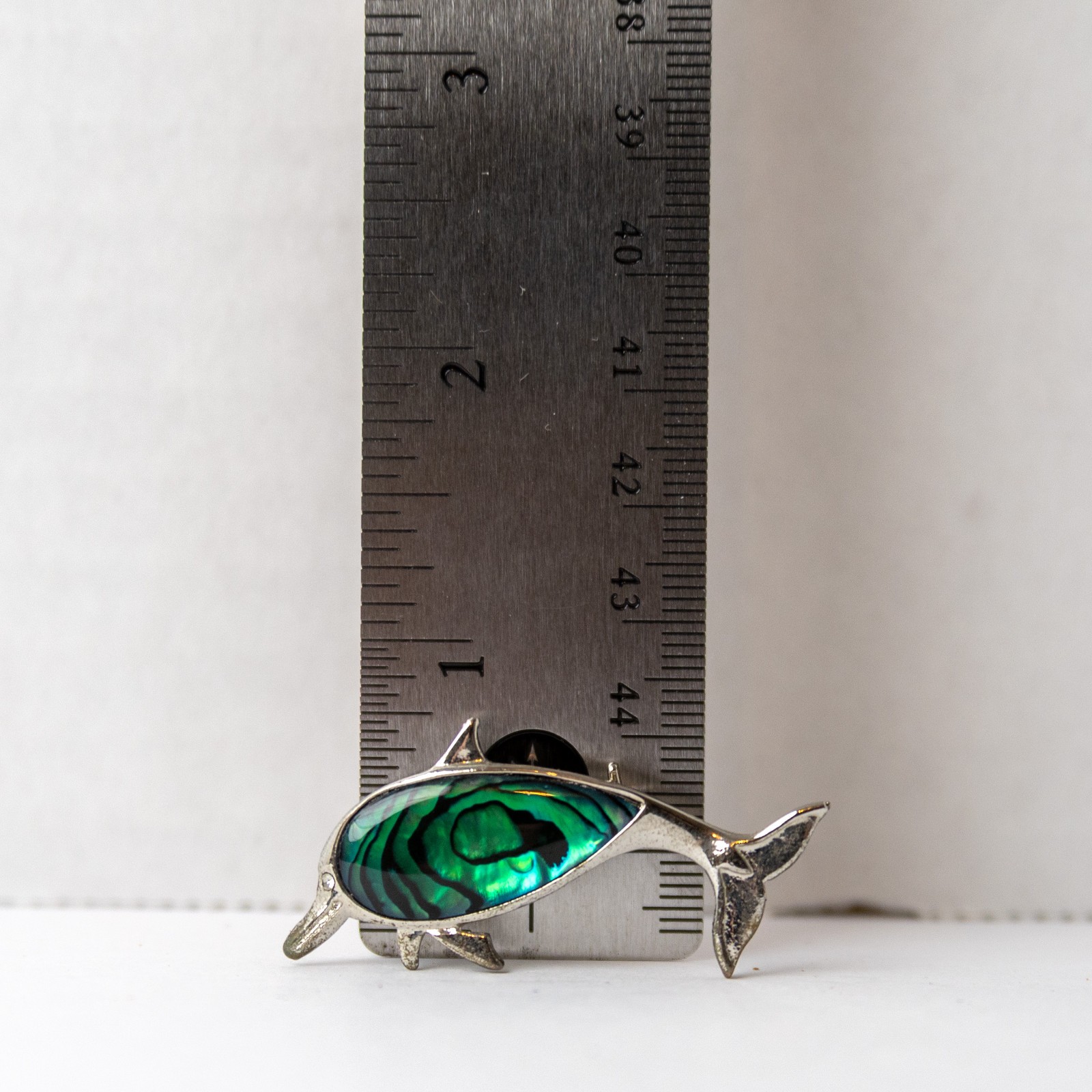 VTG New Zealand Paua Shell Dolphin Brooch Palladium Plate Abalone Jewelry 2″