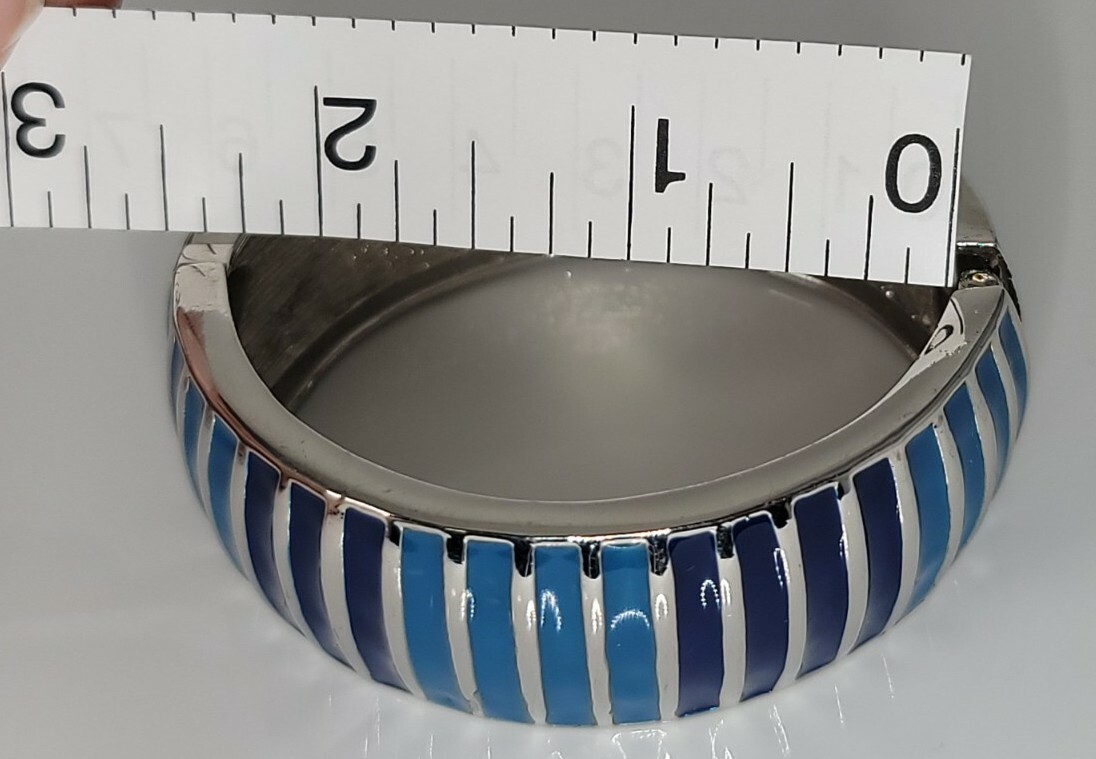 Vintage 6.5 ” Blue Tones Enamel On Silvertone Hinged Cuff Bracelet