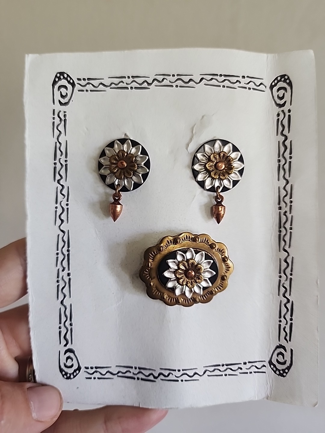 Vintage Multi Metal Flower Rosette Stud Dangle Earrings & Brooch Ornate Layered