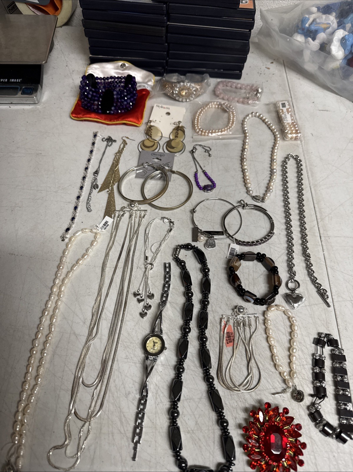 Lot Of Mix Vintage JEWERLY #5