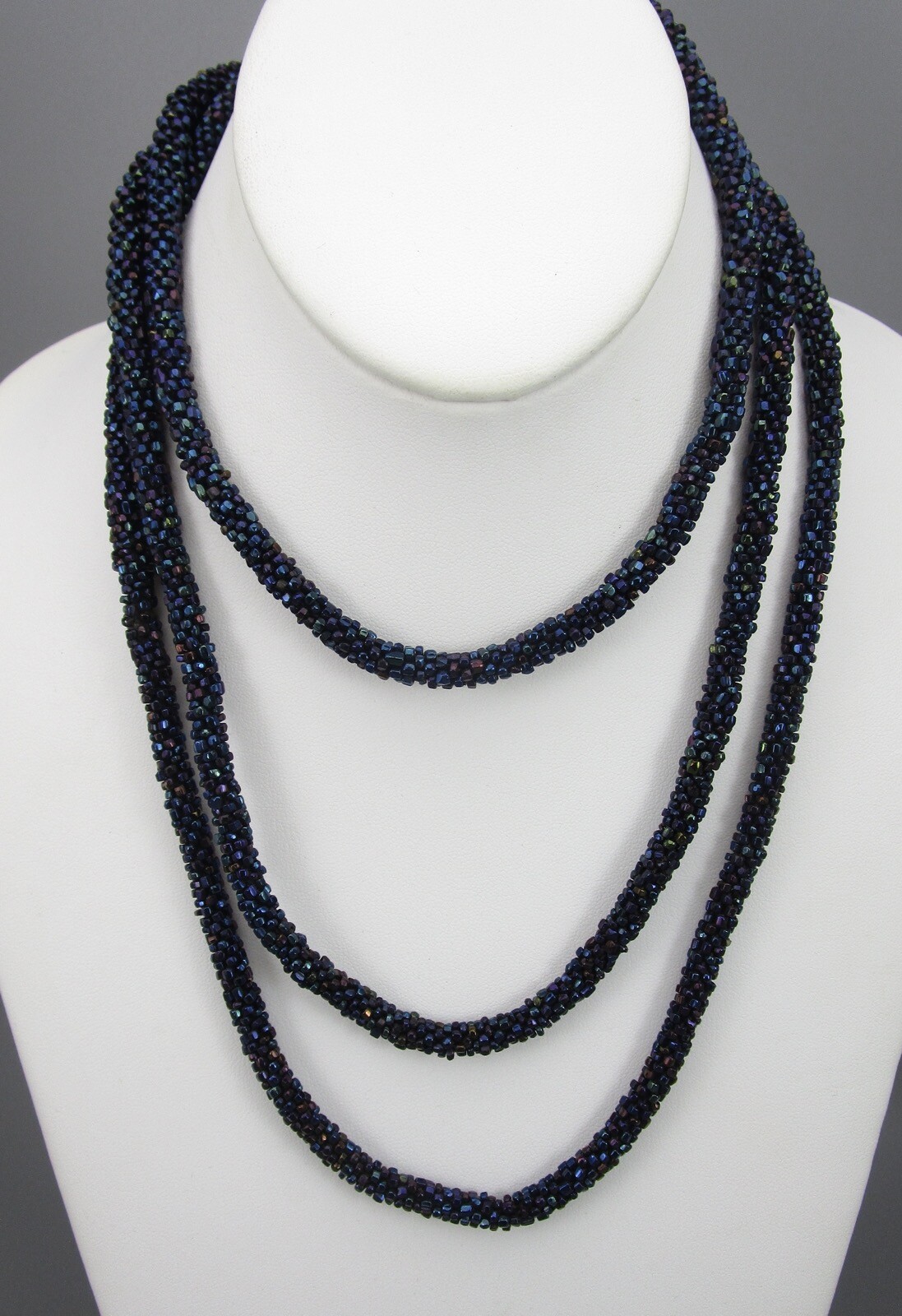VINTAGE FLAPPER 60″ ART DECO NAVY GLASS SEAD BEAD SAUTOIR NECKLACE