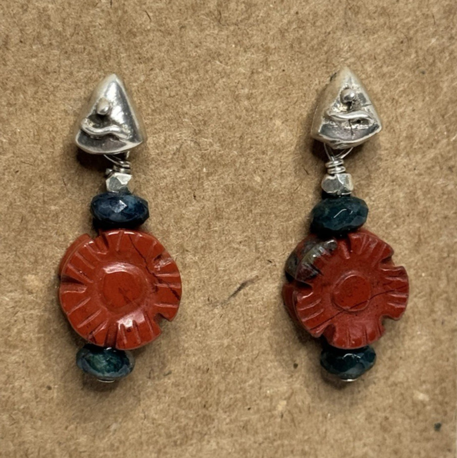 Pair Carved Carnelian (?) Flower Beaded Earrings Pierced Post dangle / drop Boho