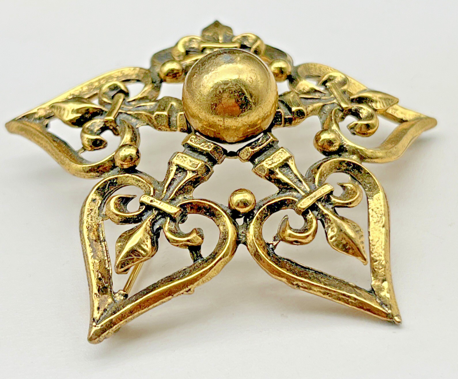 Vintage Large Domed ZENTALL Gold Tone Estate Brooch Star Spades or Hearts NICE!!