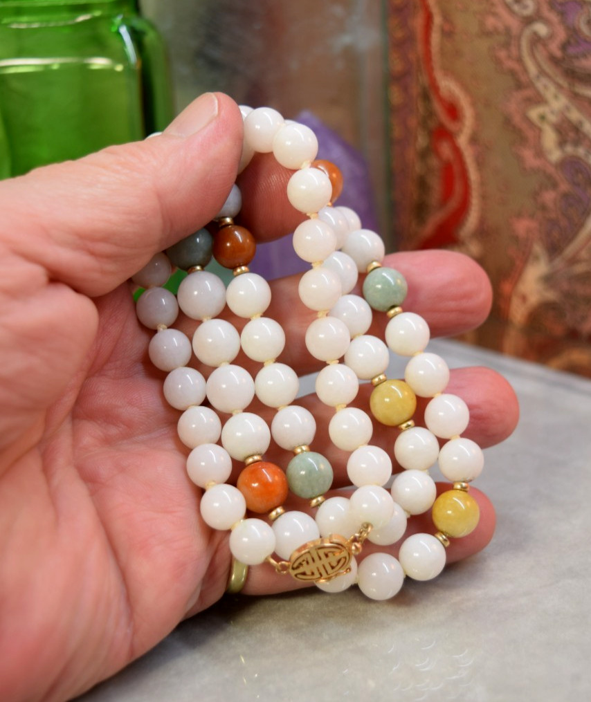 Vintage 14K Gold Red White & Green 9 mm – 10 mm Jade Bead Necklace 27″