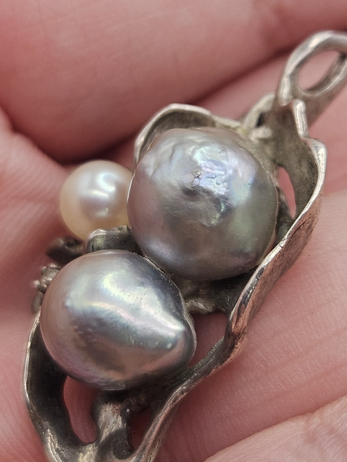 Vintage Artisan Modernist Brutalist Sterling Pearl Pendant