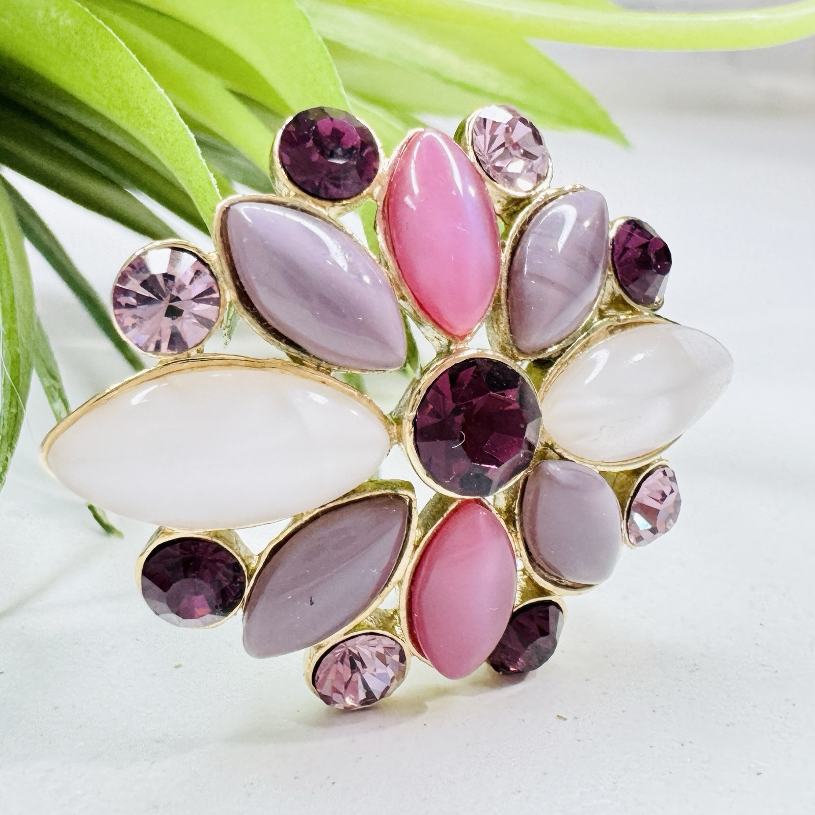 Vintage Liz Claiborne Purple, Pink and White Flower Starburst Gold Tone Brooch