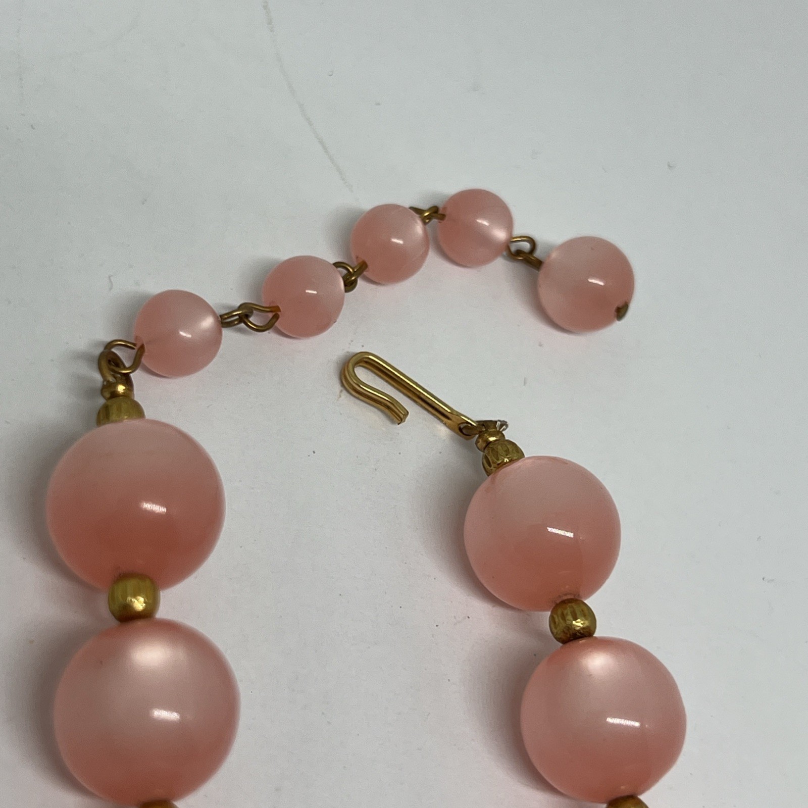 ⁠Vintage Pink Moonglow Lucite Bead 15”-17”Necklace Chunky J-Hook Choker