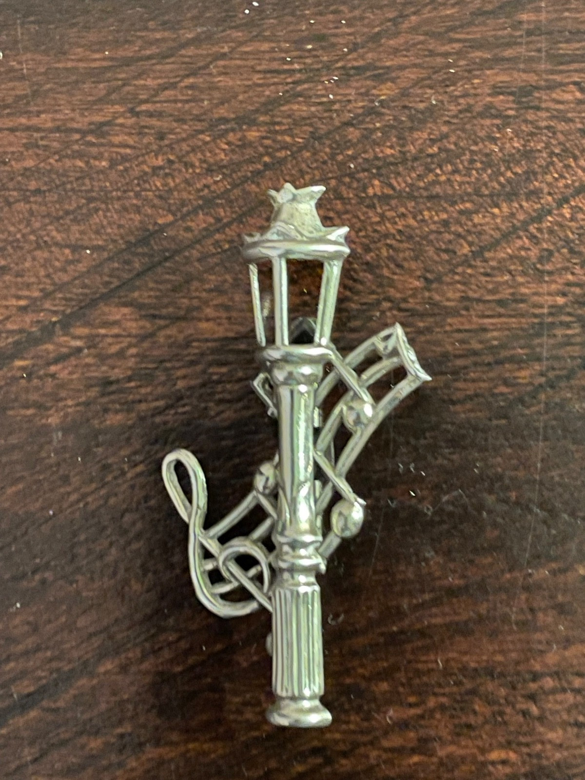 Vintage 1950’s Beau Sterling Lamp Post Intertwined w/Musical Notes Brooch