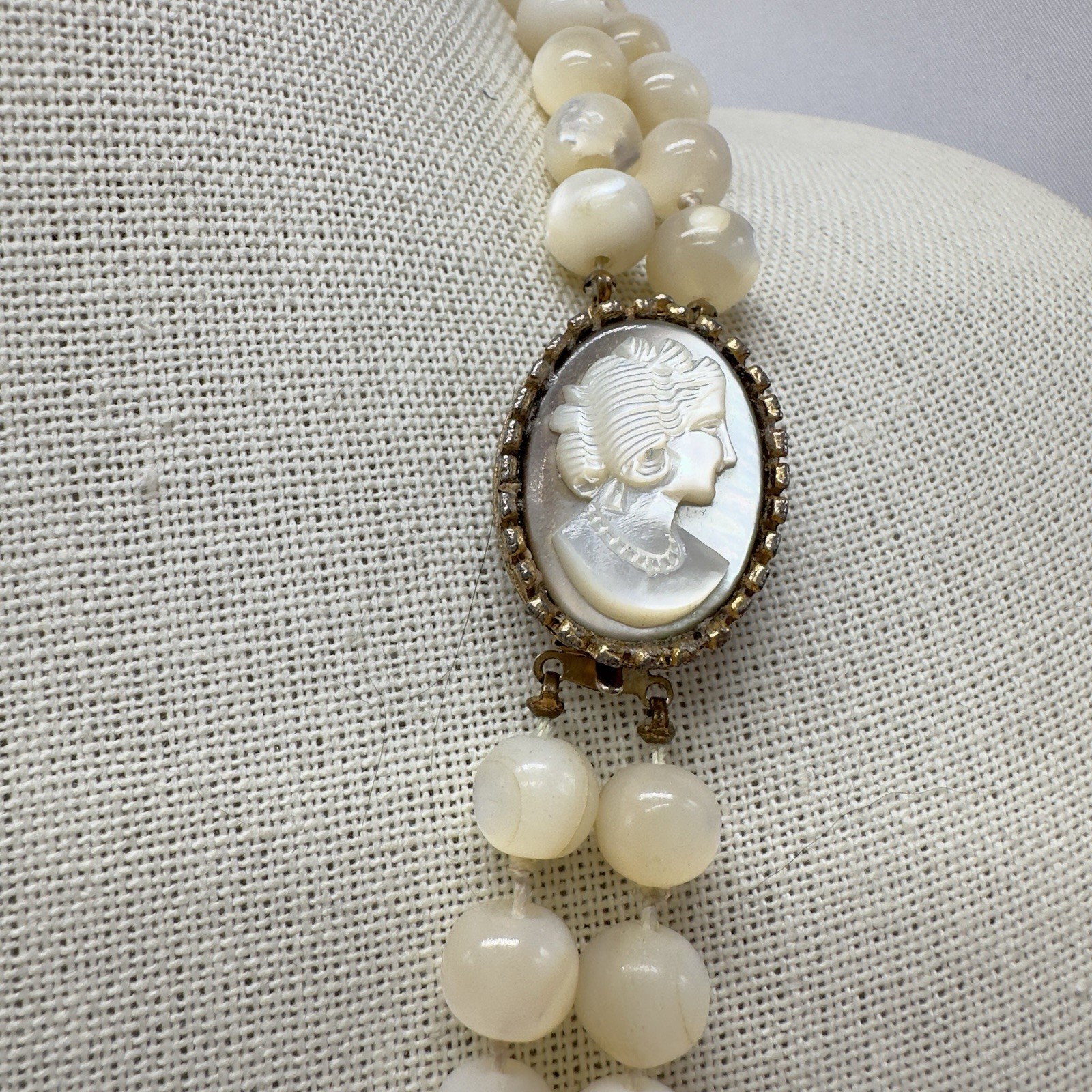 Vintage Mother of Pearl Cameo Clasp MOP Beaded Necklace Double Strand 8mm