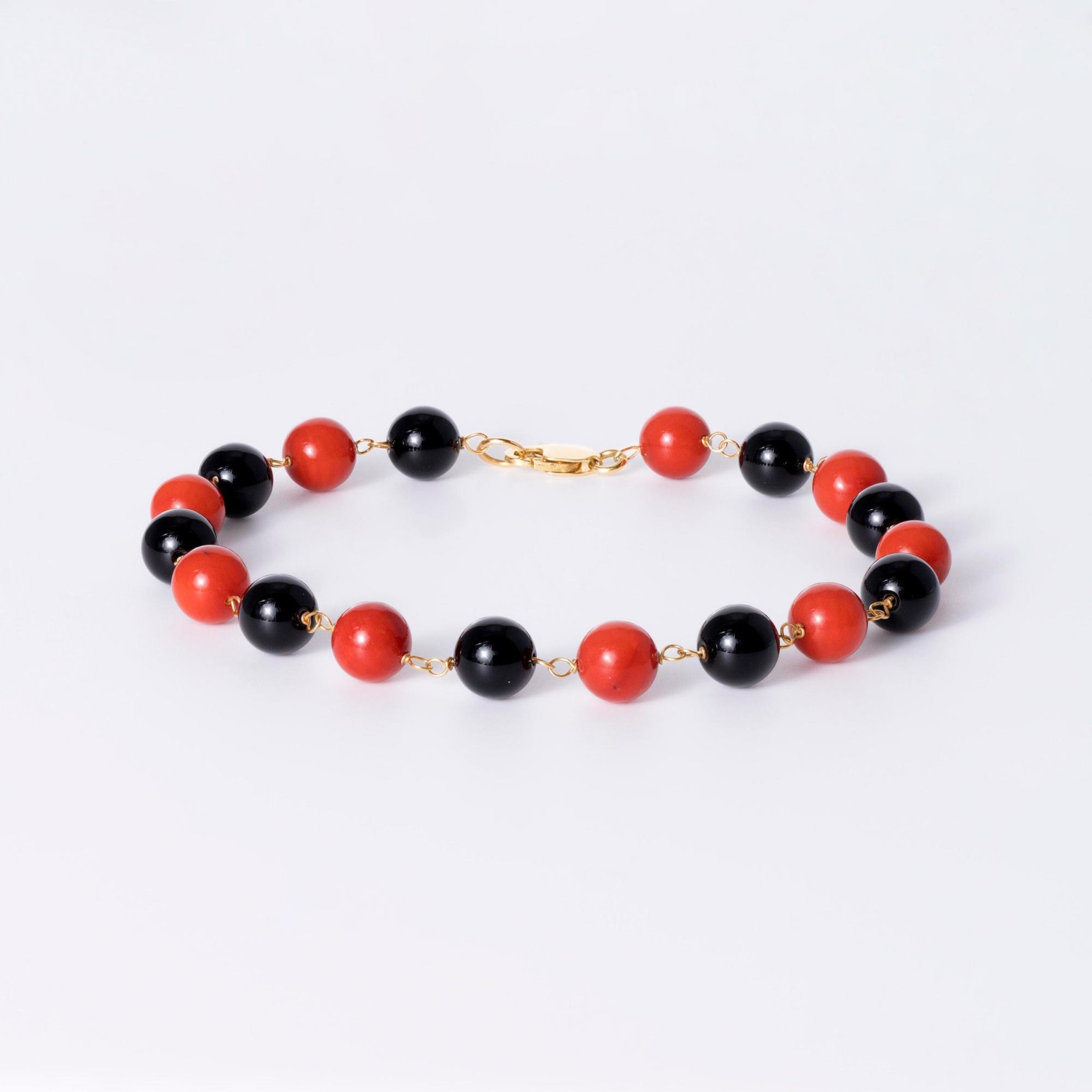 Antique 1920s Art Deco Coral and Onyx Beads Necklace and Bracelet Set