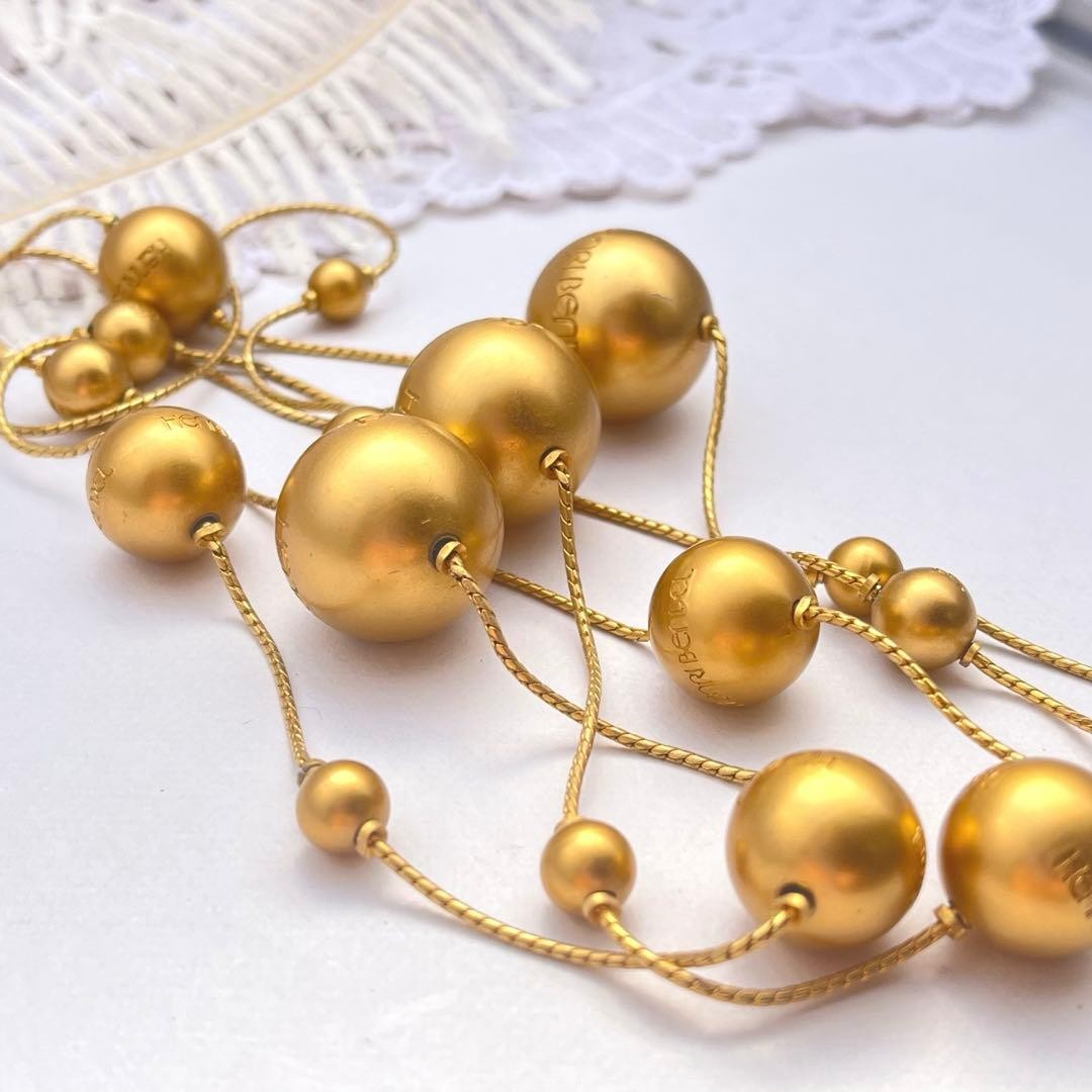 1527 Vintage Necklace, Made in USA, Henri Bendel Chain, Beads