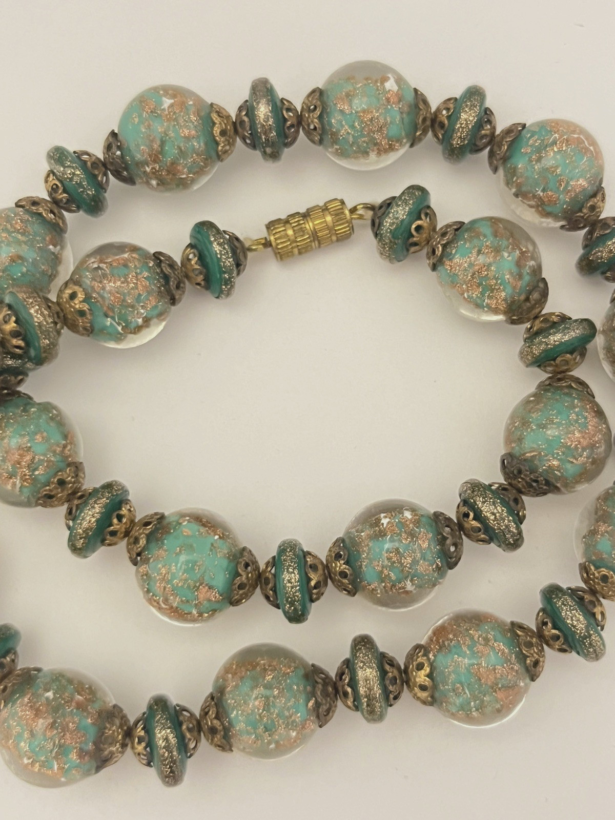 Vintage Murano Foil Glass Necklace Beaded Venetian Italy Estate Jewelry Green