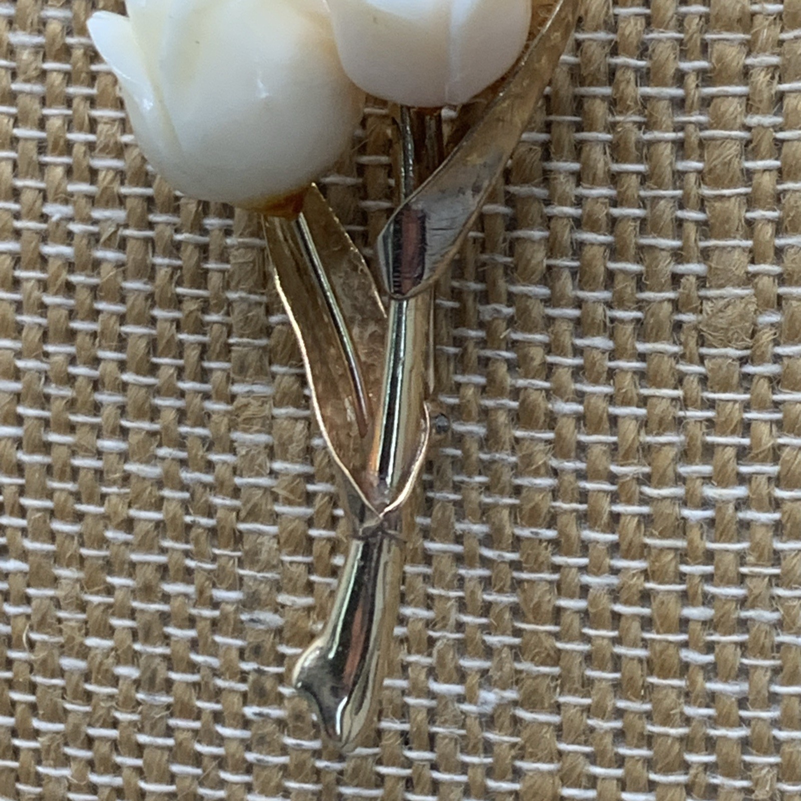 Vtg Masaniello 14k Gold & Carved Angel Skin Rose Pin Brooch. 11.38g, 2.4”x1.1”