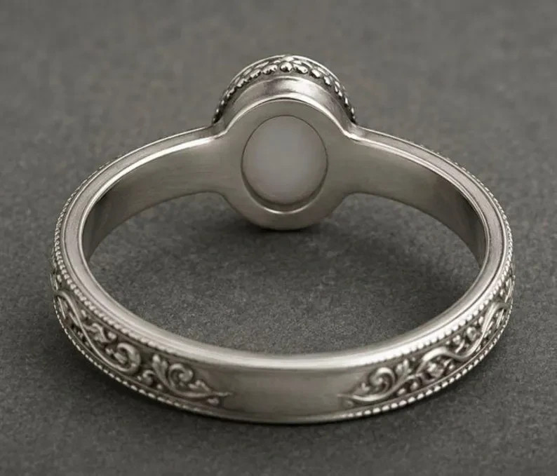 Natural White Star Sapphire Ring 925 Sterling Silver Vintage Ring