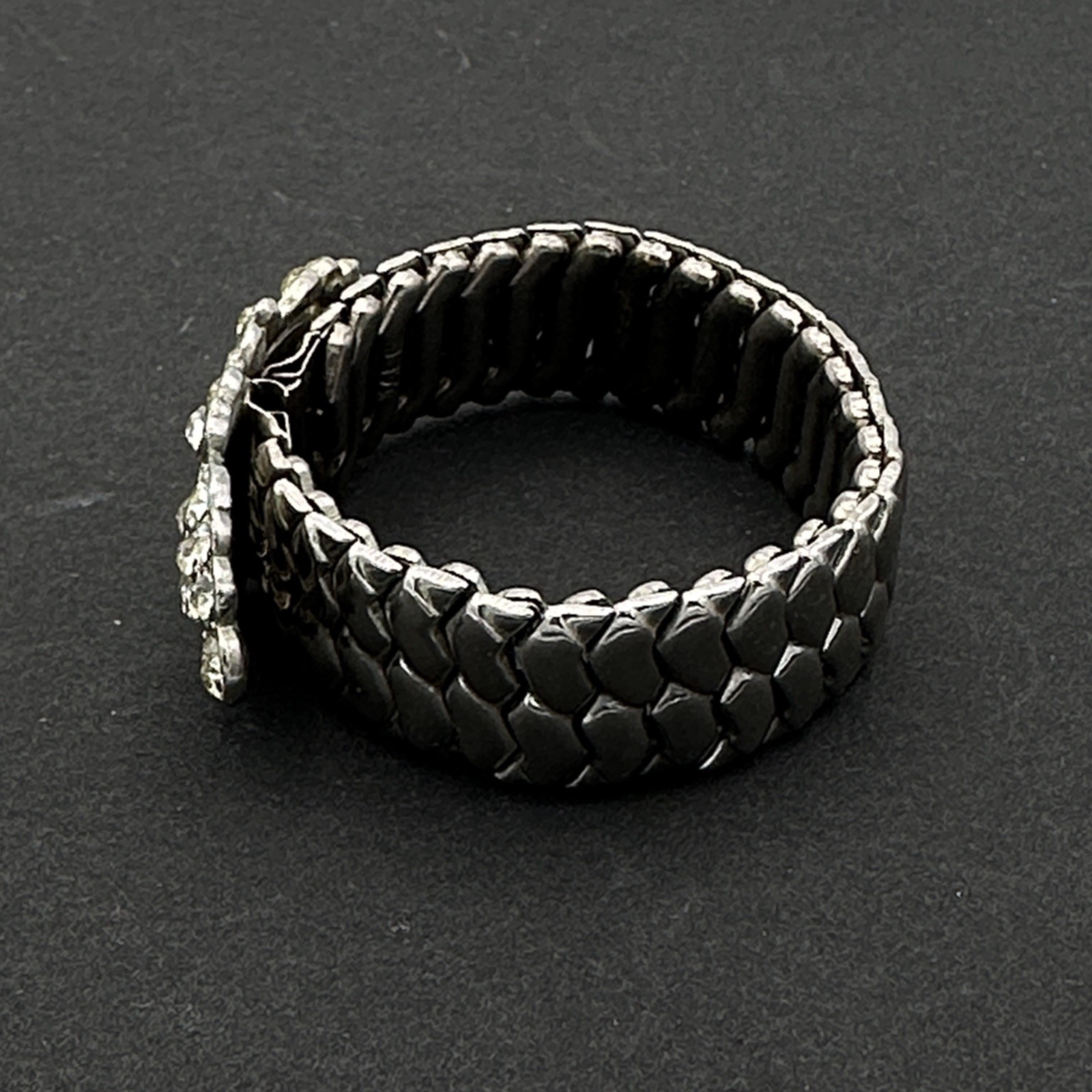 DALE expansion bracelet – vintage silver-tone rhinestone pot metal accent READ