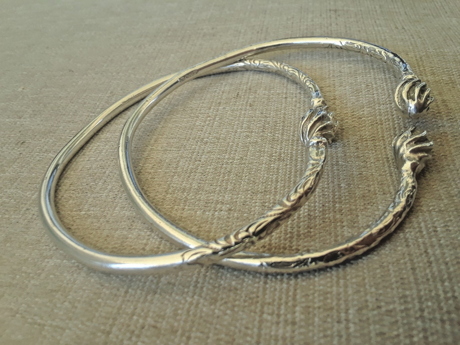 Lot of 2 Vintage Twisted Ends 925 Sterling Silver West Indian Bangles 7.75″ +-