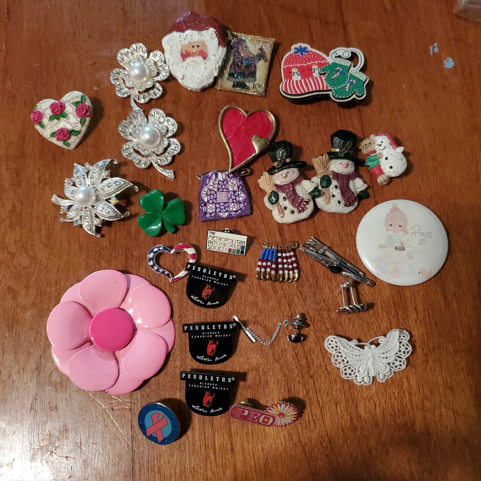 Vintage Rhinestone Resin Metal Pin Lot 24 Brooches 2 tie clips and 1 cuffling