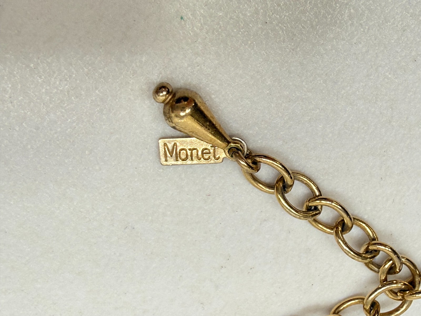 Vintage Signed Monet Round Pendant Necklace Gold Tone Choker 13-16 inch Chain