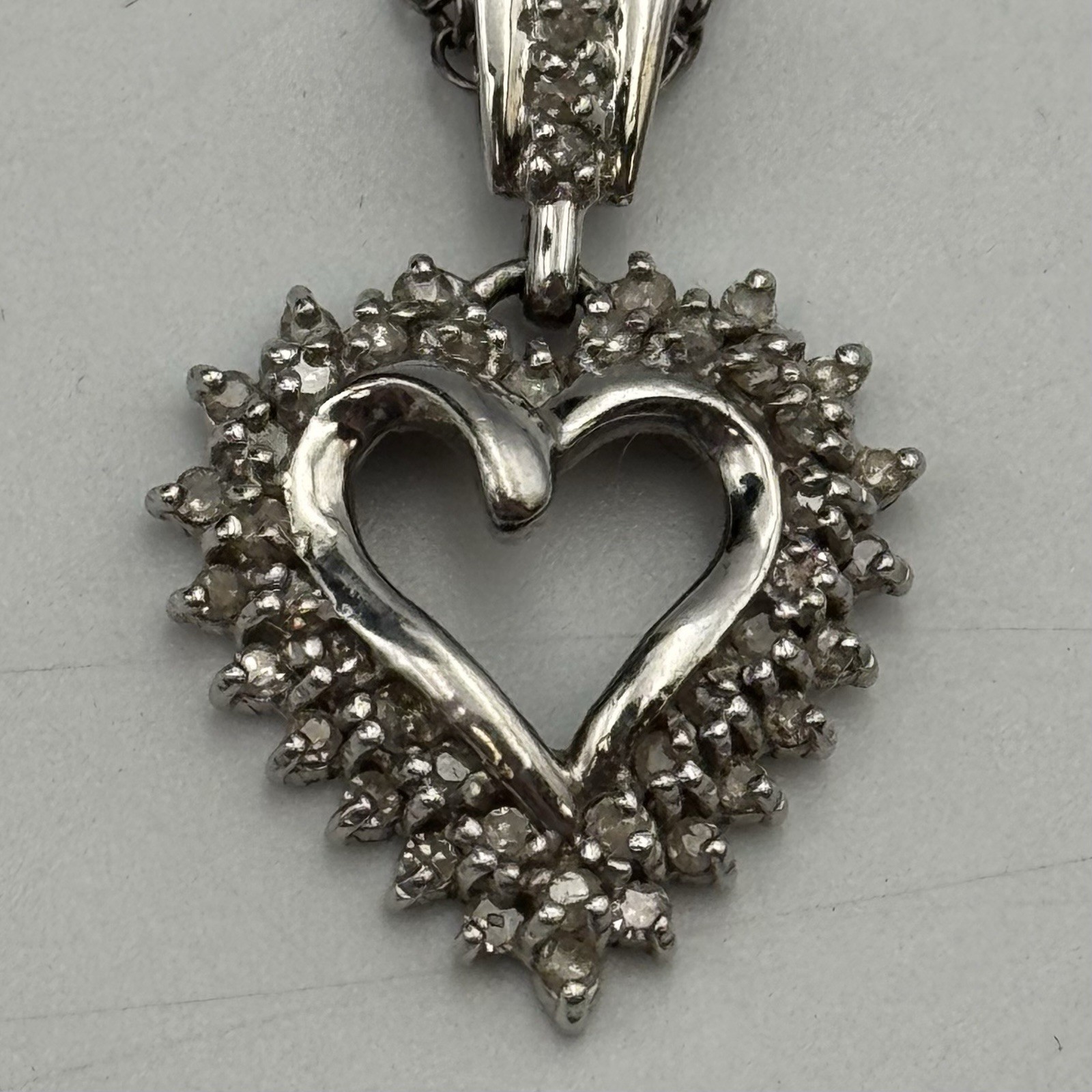 Vintage Sterling Silver 925 Clear CZ Heart Design Pendant 23.5in Necklace 6.4g