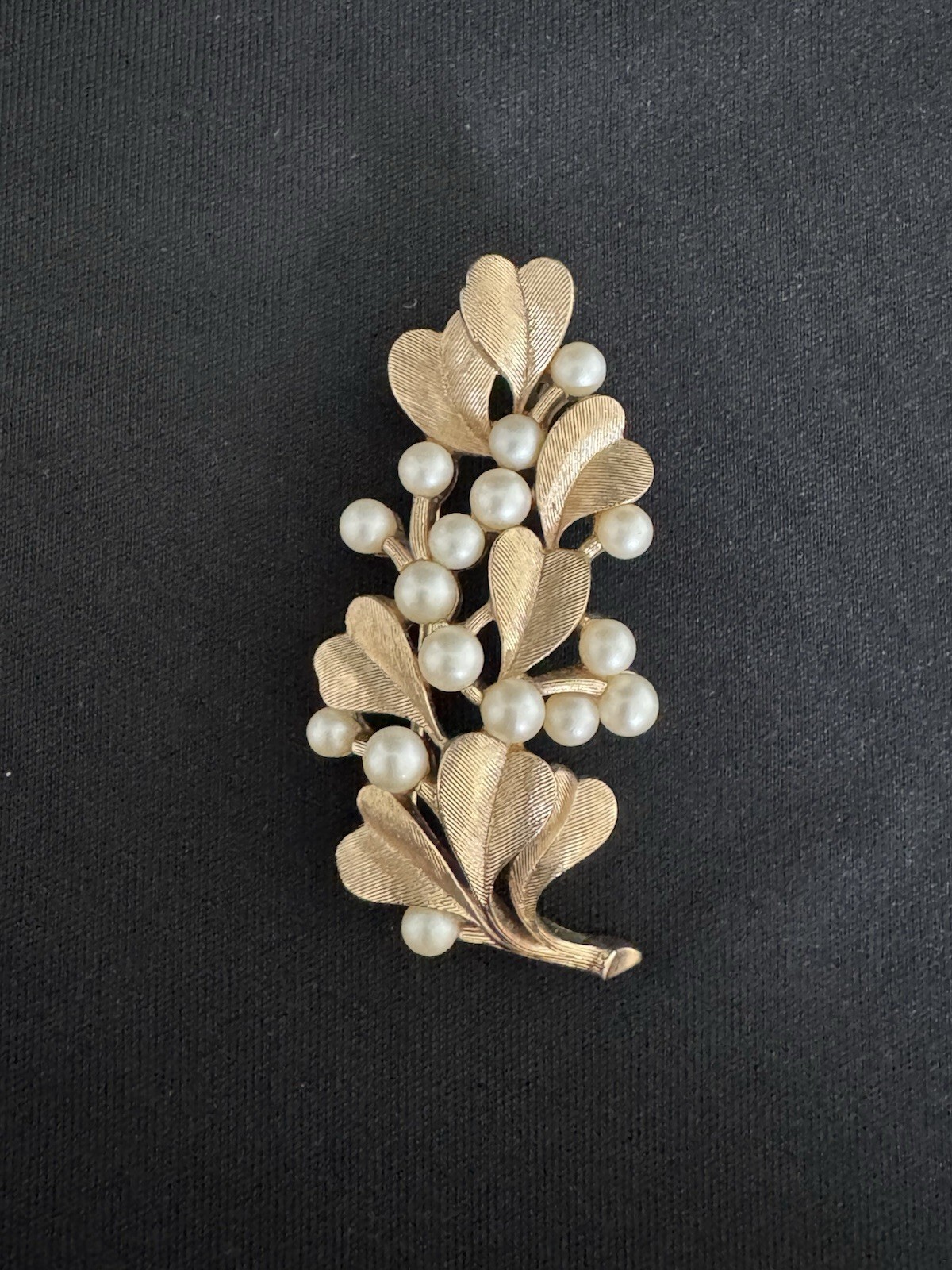 Vintage Crown Trifari Faux Pearl Berry Leaf Spray Brooch Gold Tone Textured Pin