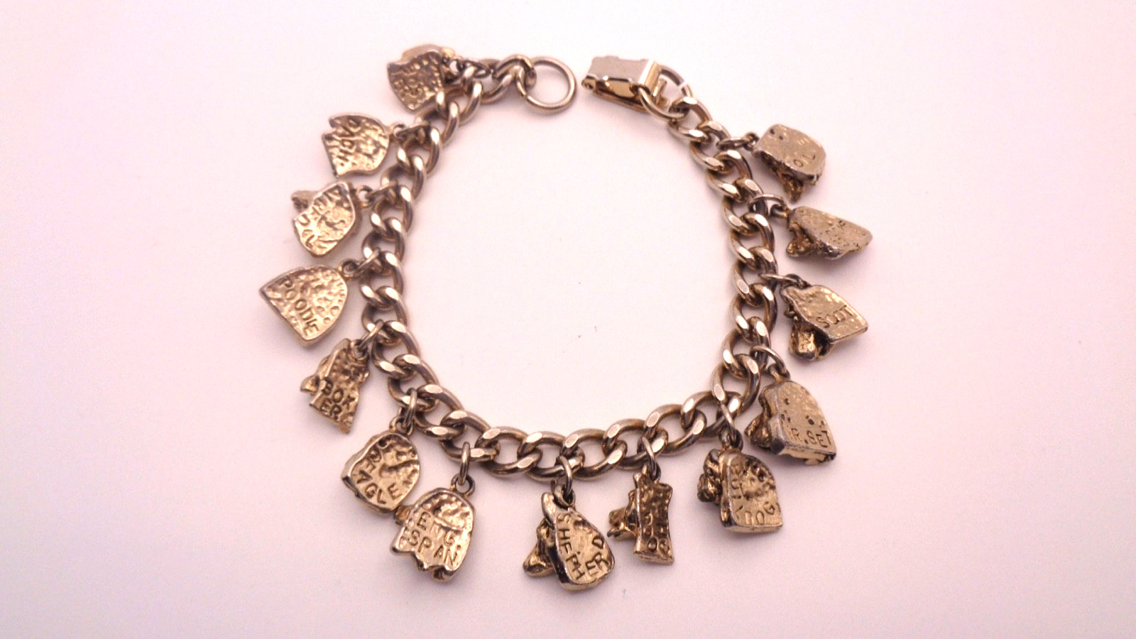 Vintage Super Fun Oval Chain Link Charm Bracelet 14 Different Dog Head Charms