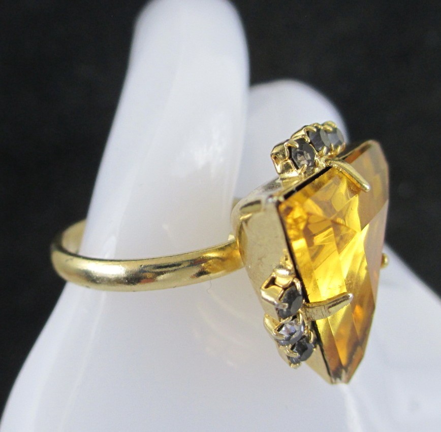 Vintage Mod Triangle Amber Orange glass rhinestone Statement Cocktail Ring Gold