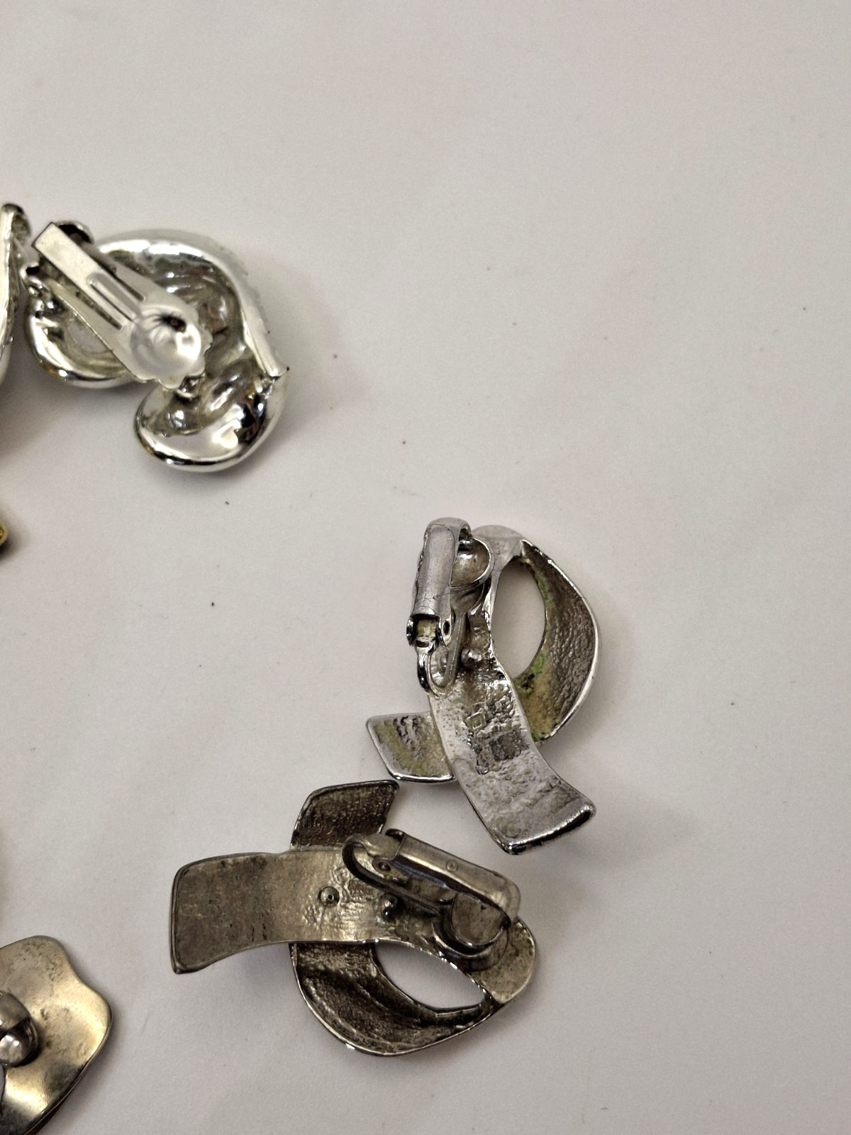 Vintage Lot Clip Earrings Metal Textured Geometric Mod Avon & unbranded Retro