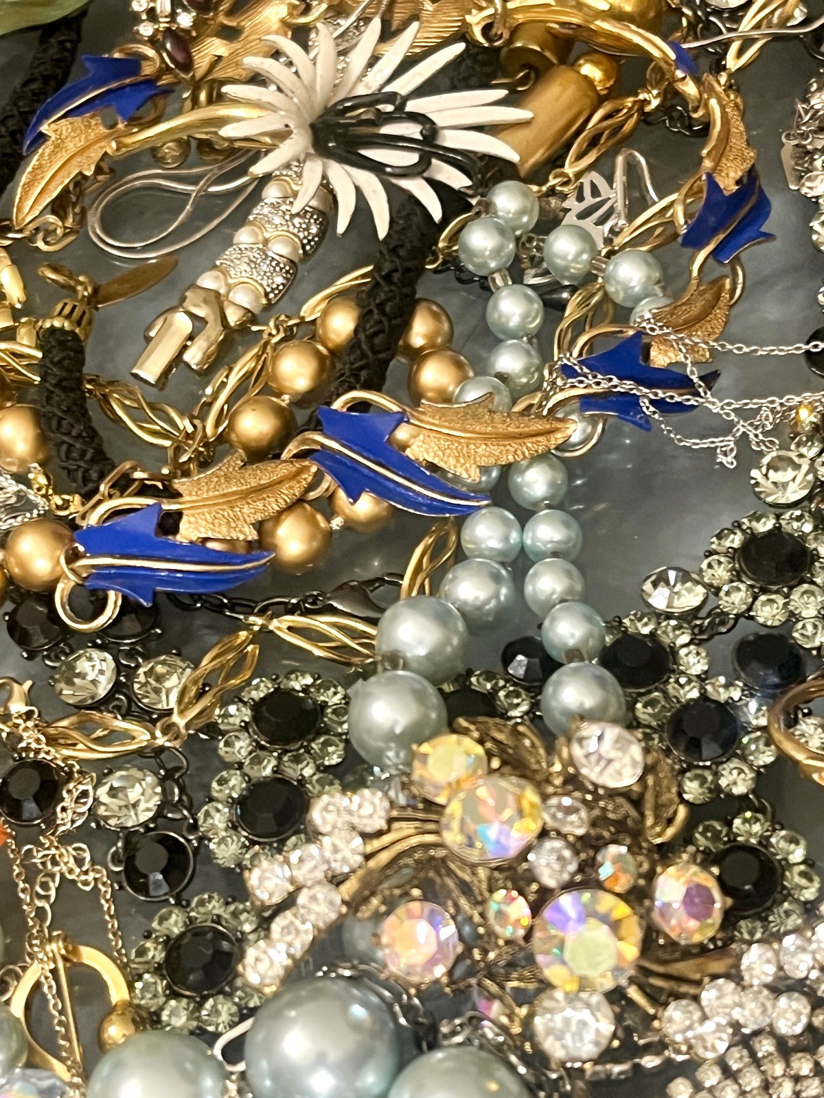 Vintage & Costume Jewelry Lot Coro Mode Art Trifari 1928 ART Rhinestone +