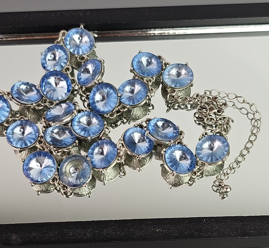 Vintage Light Blue Necklace Faceted Prong Acrylic Stone Silver Tone 20 inch Read