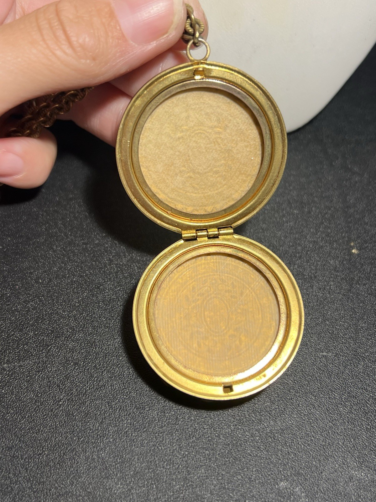 Antique Gold Tone Brass Round Locket Pendant Victorian Art Deco Necklace