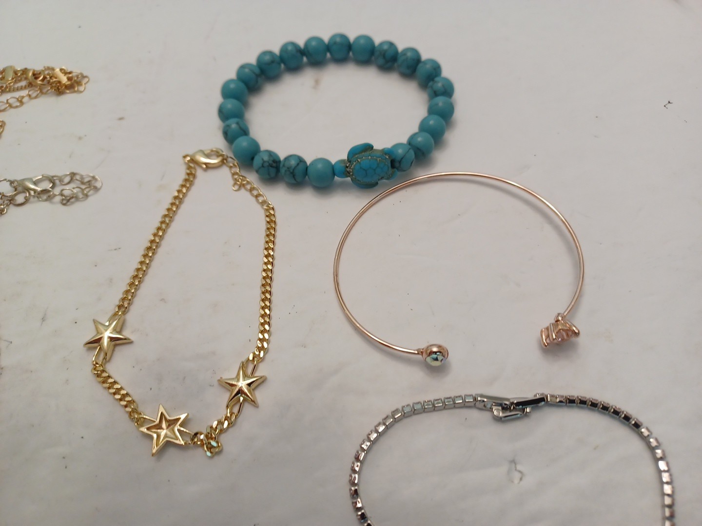 Mixed LOT OF 12 Costume Jewelry Pieces GOLD TONE/SILVER TONE USED FREE SHIP