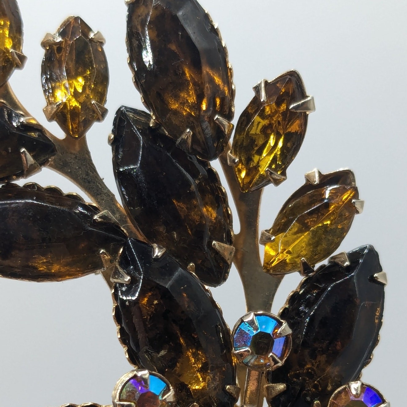 Vintage Large Amber and Yellow AB Glass Rhinestone Gold Tone Flower Brooch 4in