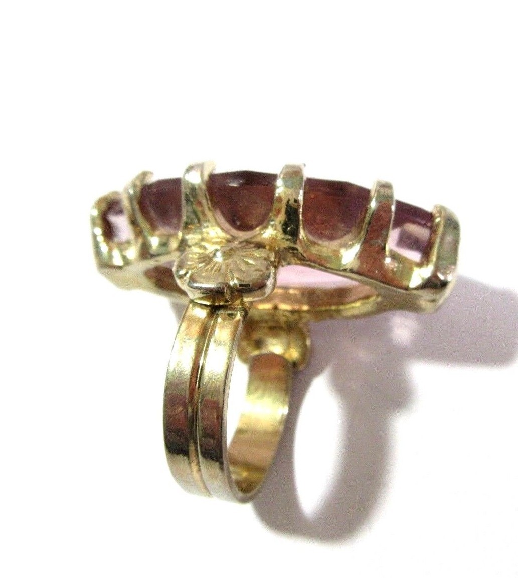 VERY LARGE ACRYLIC LIGHT PURPLE RING GOLD TONE ROSES ADJUSTABLE