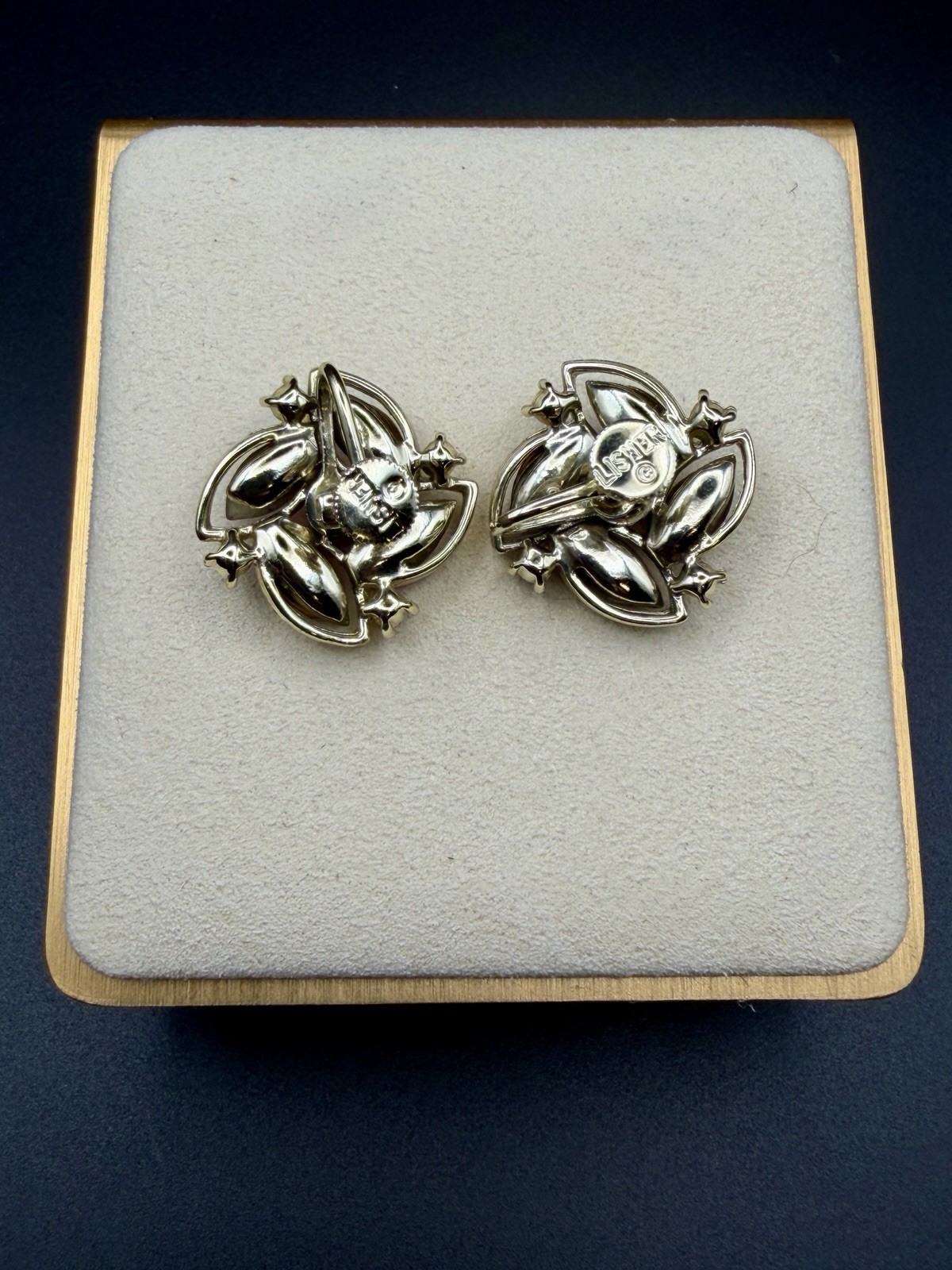 VTG Lisner Screw Back Earrings Red & Aurora Borealis Rhinestone Floral Design