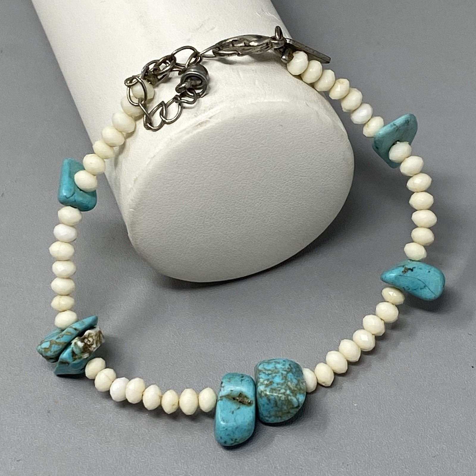 American Eagle Turquoise Stone Bracelet Blue Chip White Beads Native Western 7″