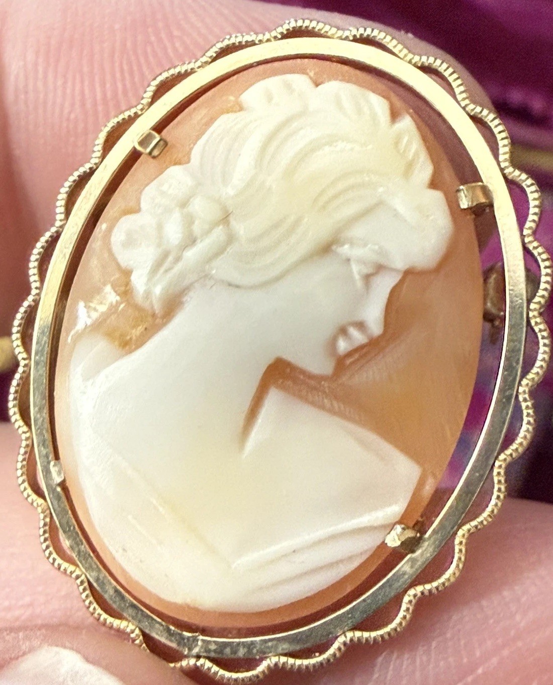 Vintage KREMENTZ 14k Gold Filled Shell Cameo Pin Brooch with bail and Box