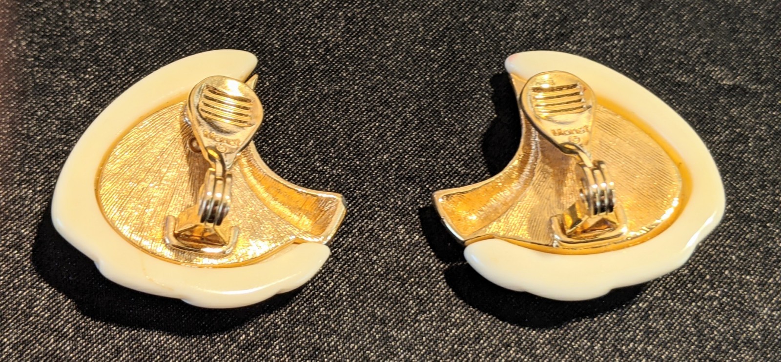 Vintage Monet Gold Tone & Ivory Acrylic/Lucite Scalloped Swirl Clip-on Earrings