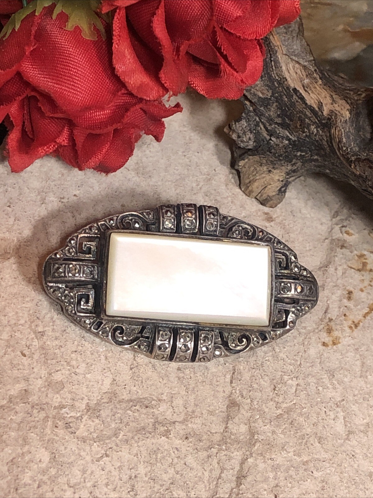 22. Art Deco Sterling Silver 925 MOP Marcasite Shadow Box Throat Pin 45mm, 17.3g