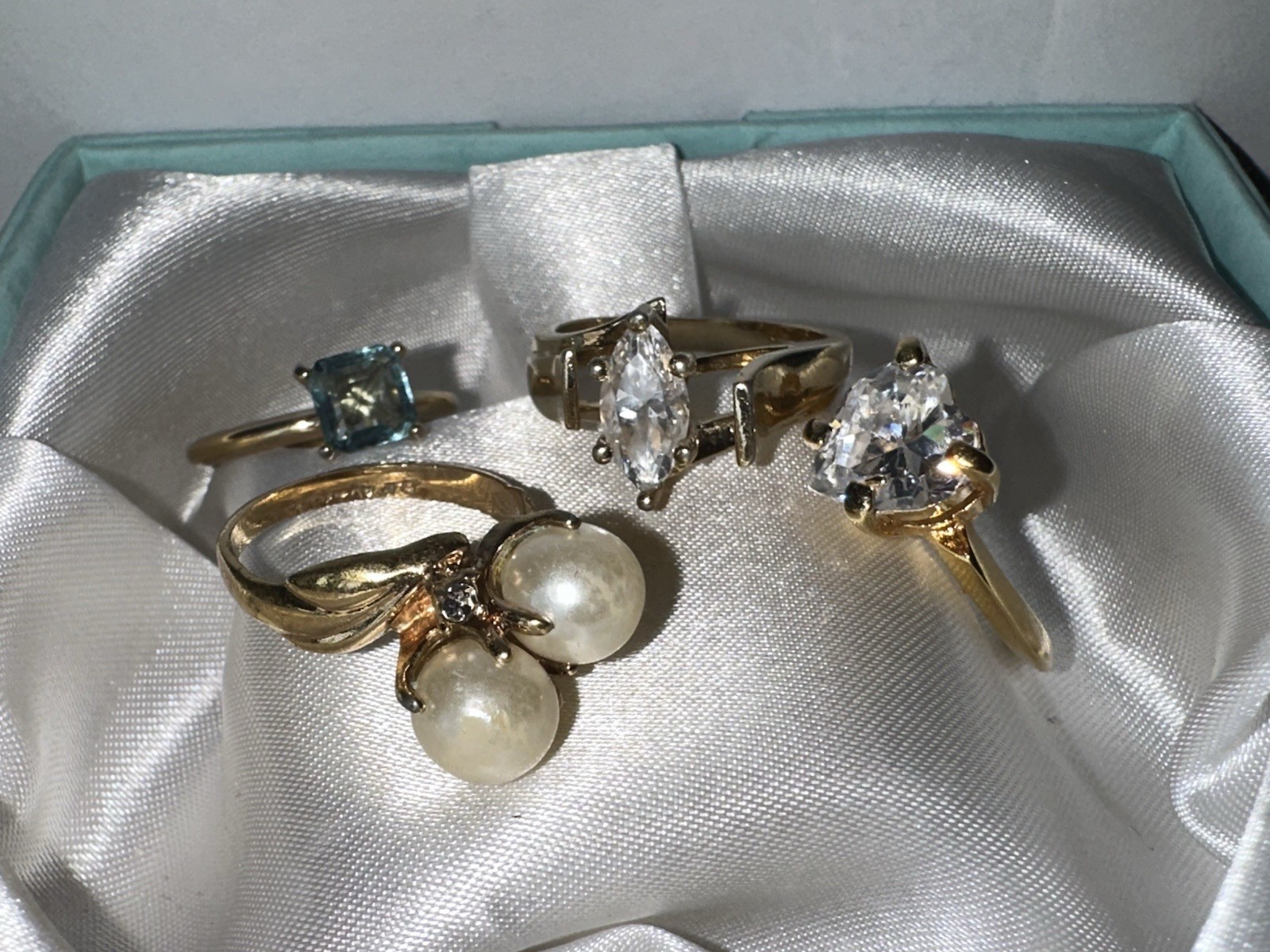 Estate Vintage Gold Tone Dainty Ring Lot Different Stones Some Signed