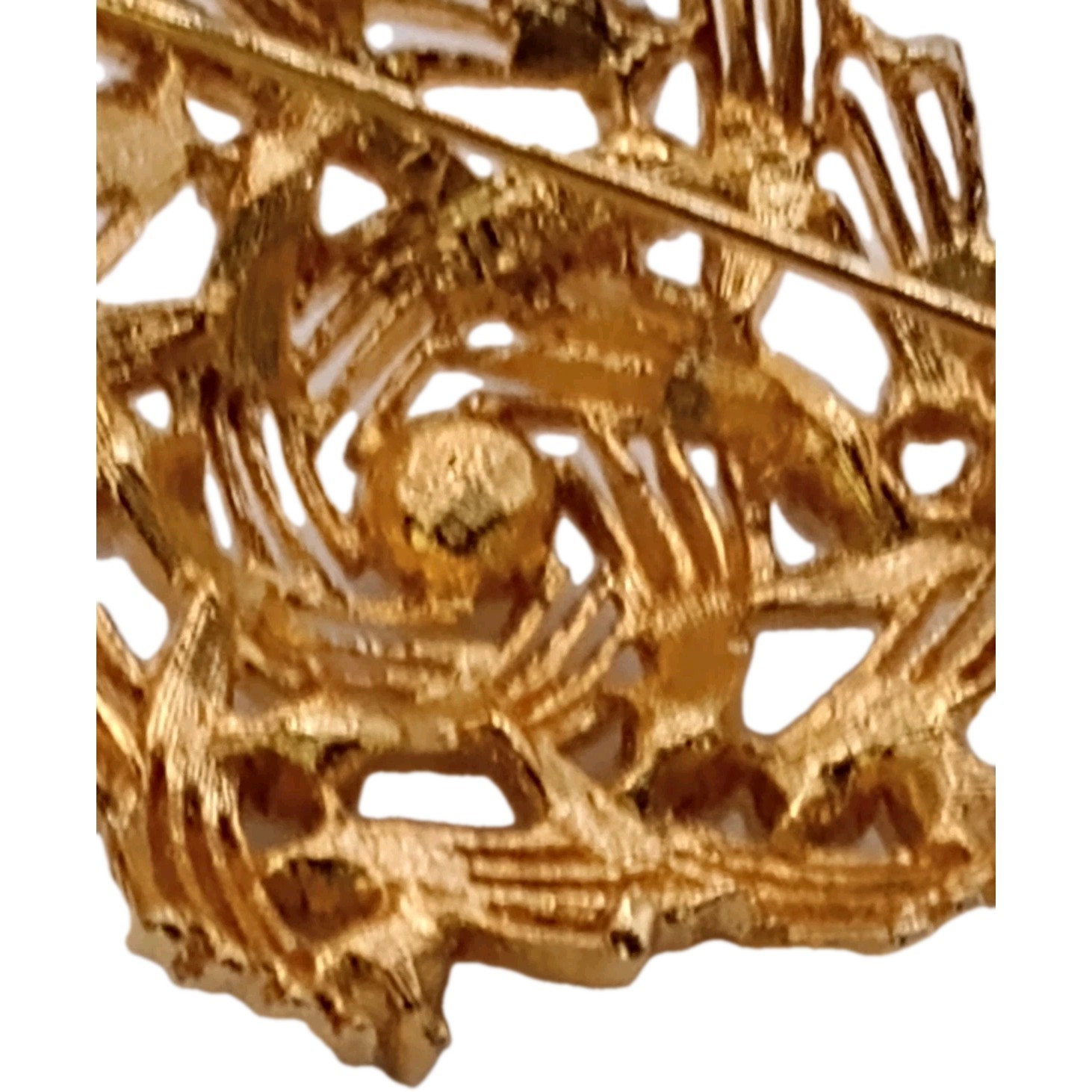 Vintage Gold Tone Textured Ribbon Brooch Swirl Faux Pearl MCM Pin 1 1/2 D