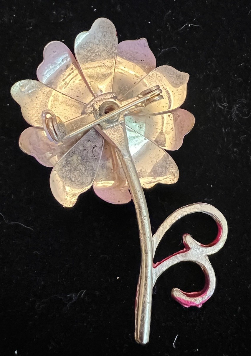 Vintage Pink 2-1/2 Inch Flower Brooch With Gold Stem