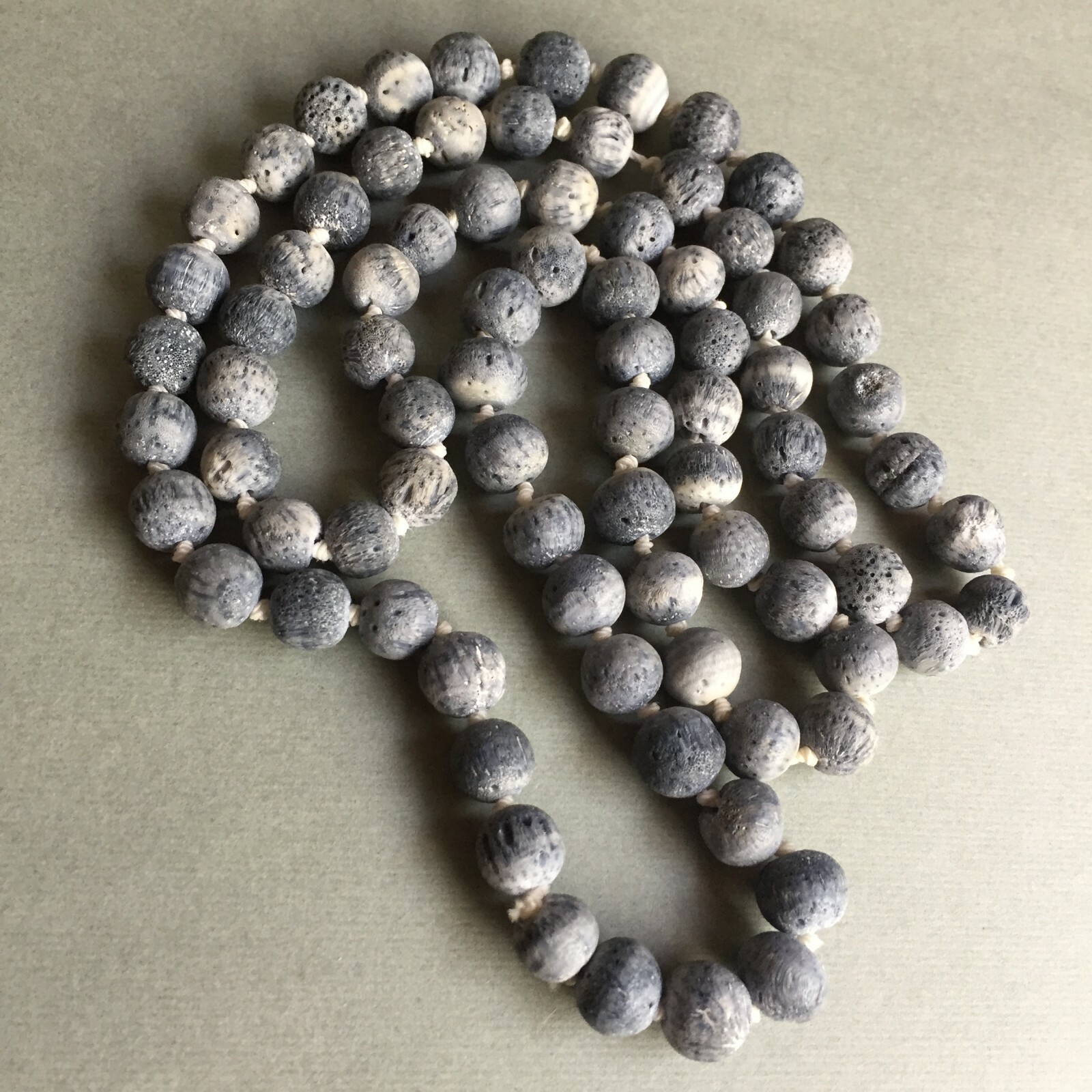 Vintage Blue Sponge Coral round Beads 1cm Necklace 33″ hand knotted