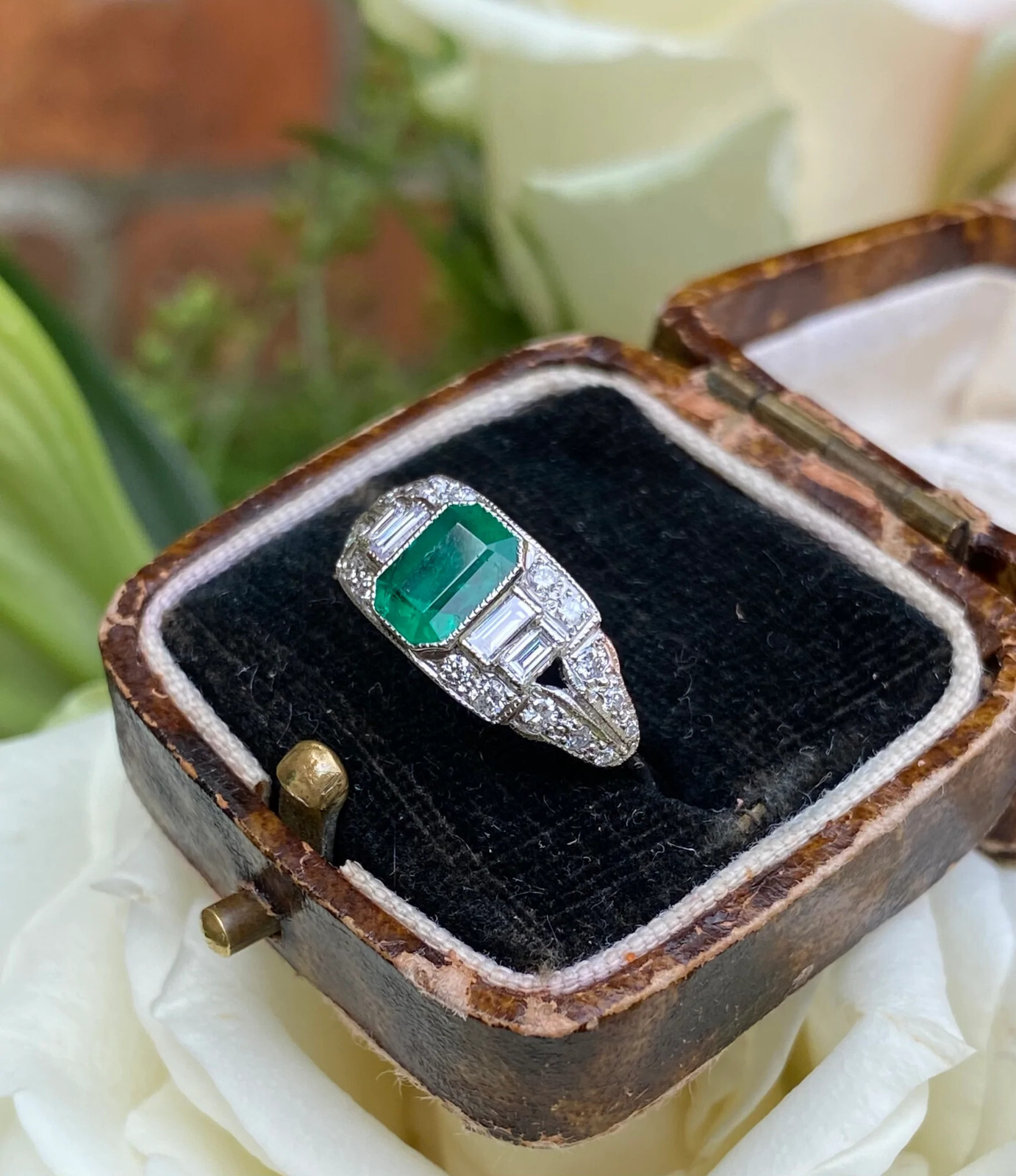 1 Ct Green Emerald Cut CZ Antique Art Deco Engagement & Wedding 925 Silver Ring